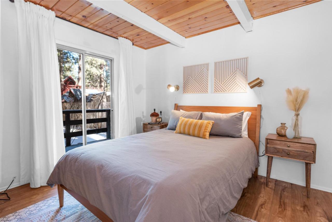 Bearadise - Prime Location For A Family Getaway In The Winter Or Summer Big Bear City Exterior foto